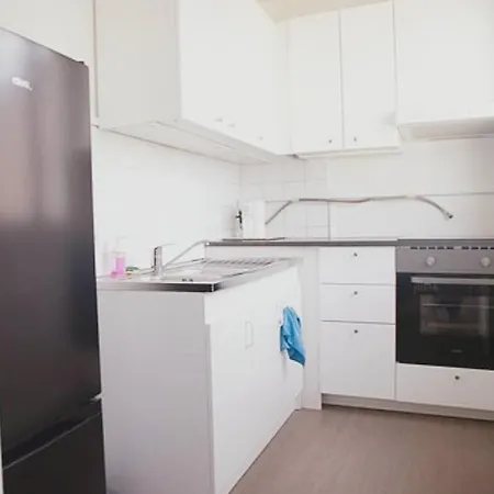 T3 Proche Paris La Defense Apartment *